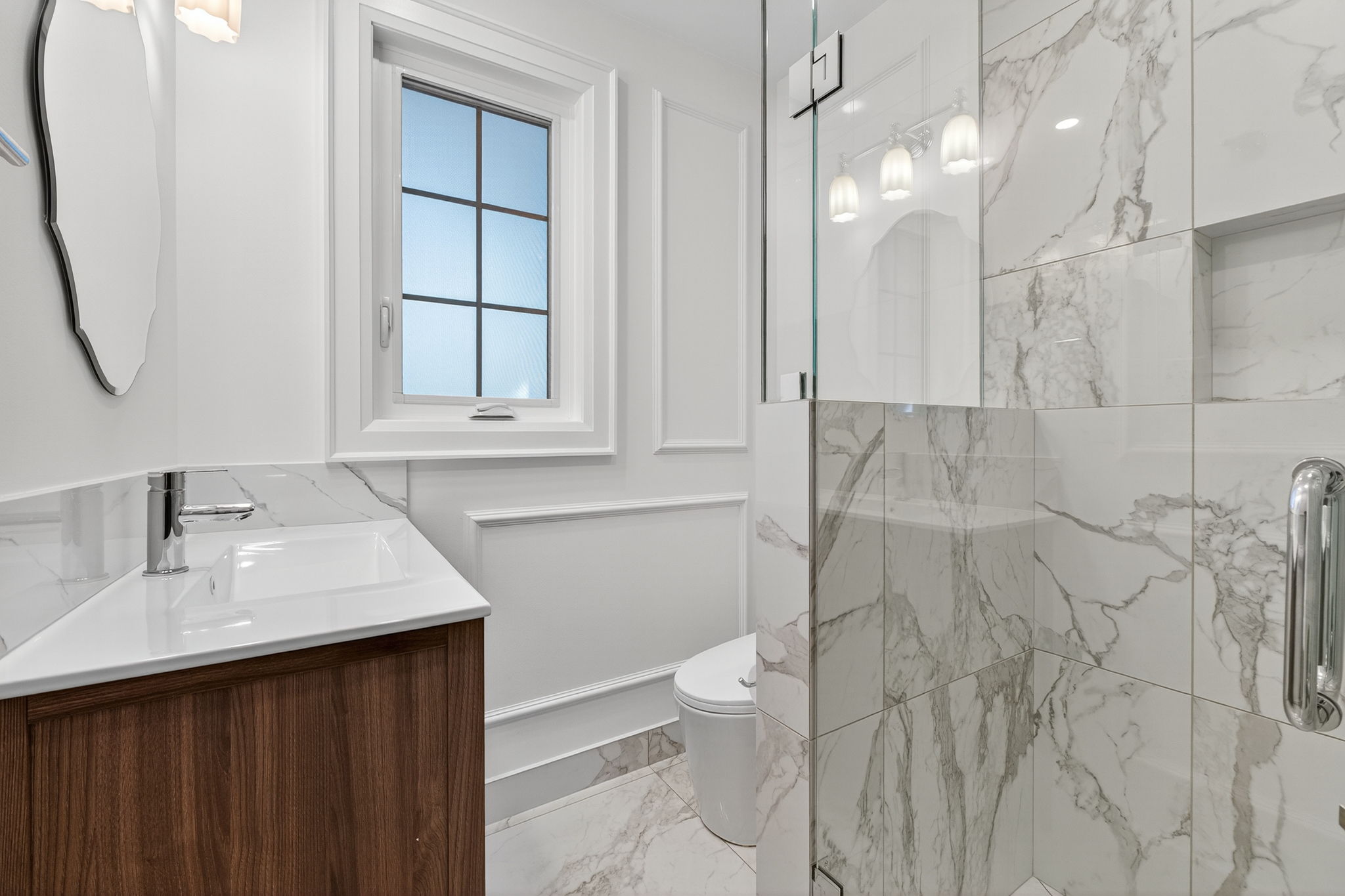 Walk-in shower installation Toronto